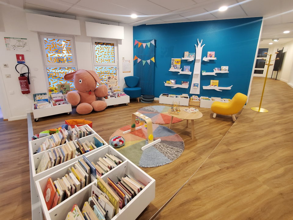 Photo du réaménagement de la médiathèque de Corbas